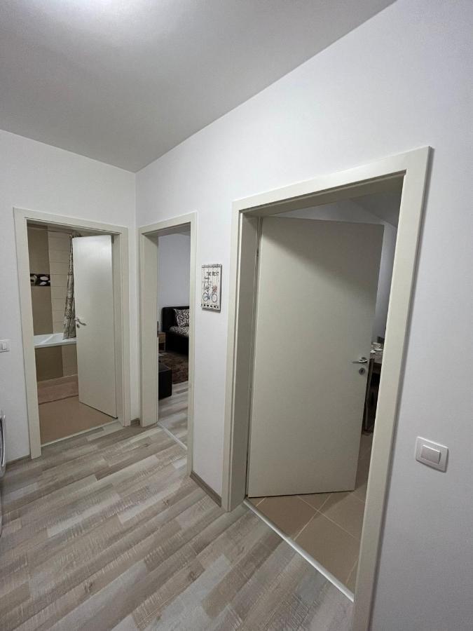 Dai Home Brasov Luaran gambar