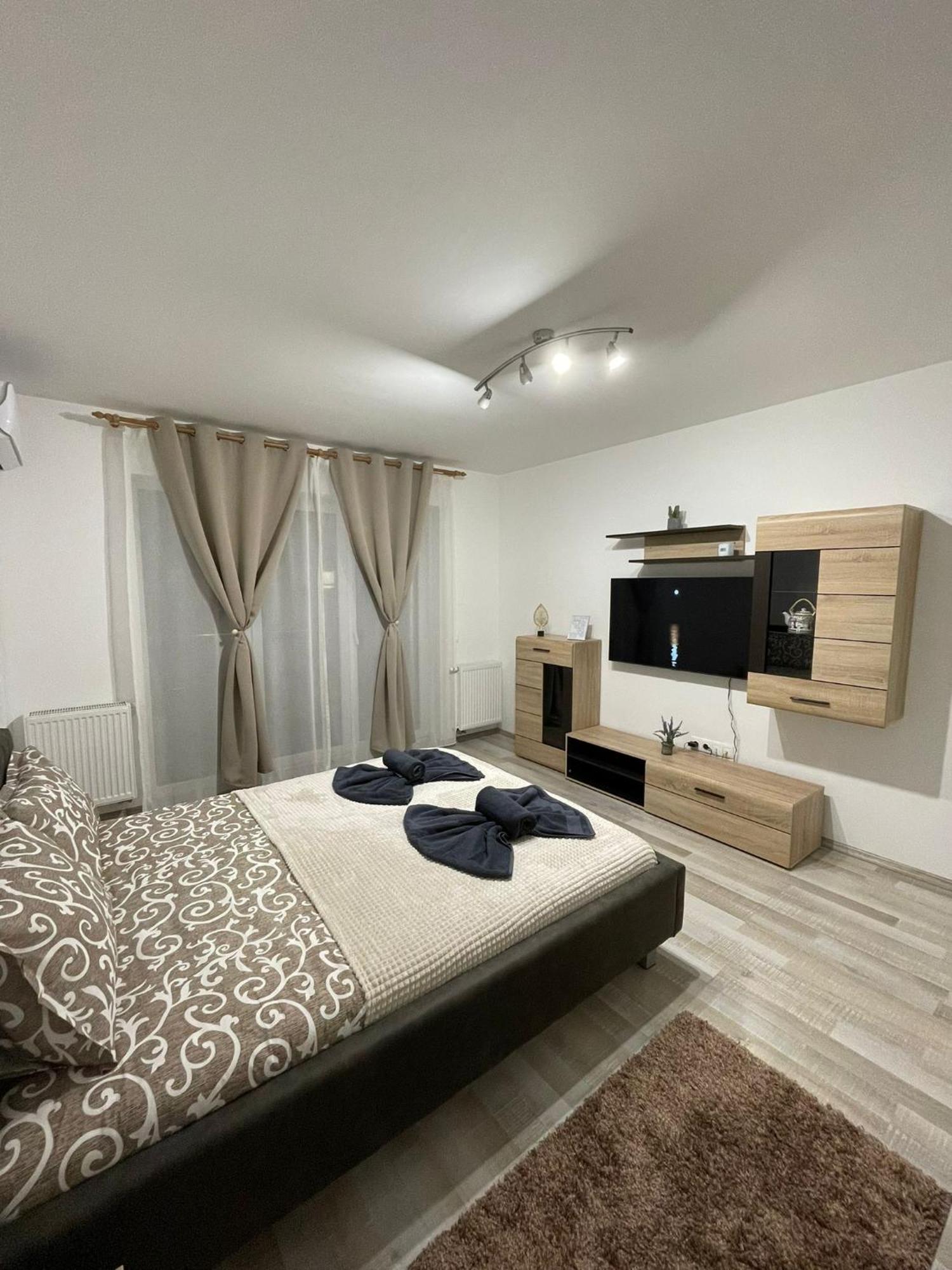 Dai Home Brasov Luaran gambar
